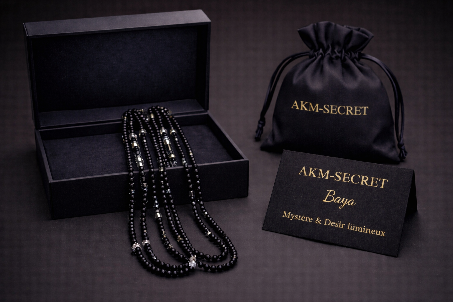 AKM-SECRET – Baya Noir